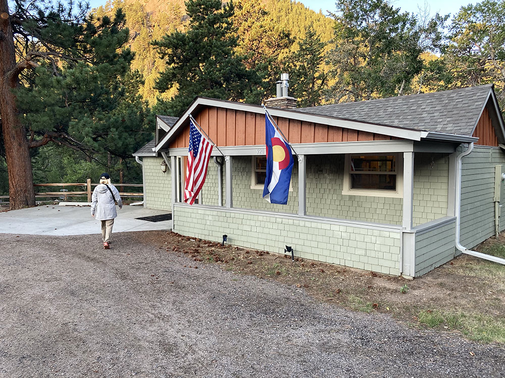 Cinnamon's Bakery estes park